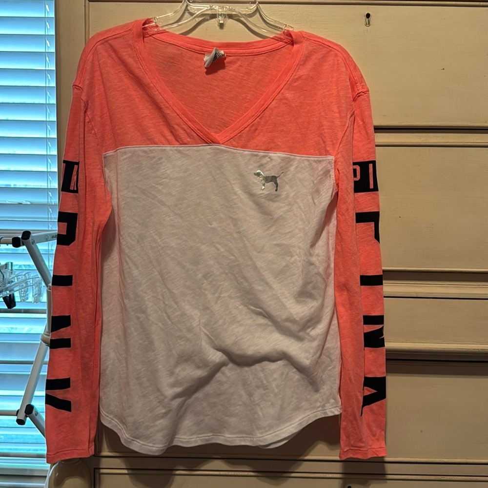 PINK long sleeve tee